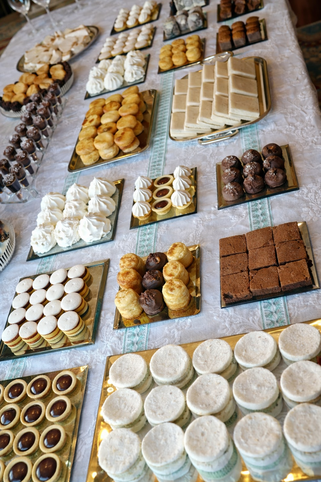 Cupcakes decorados para mesa dulce